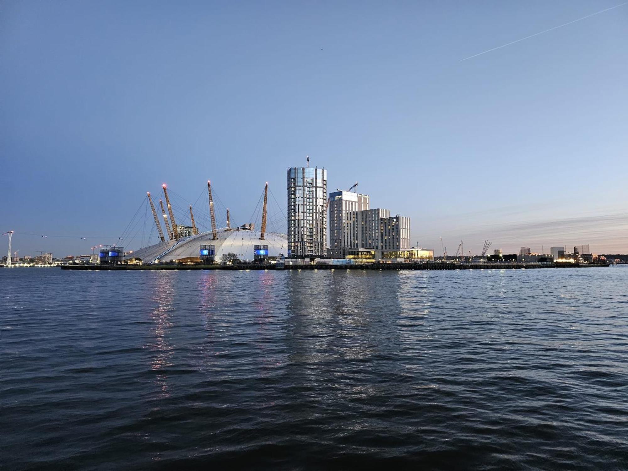 Luxury Apartment In Canary Wharf London Exteriör bild